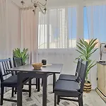 アパート Sun Terrace Pacos Malvarosa フエンヒロラ